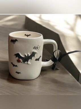NEW Rae Dunn EEK! Halloween Coffee Tea Mug Bats Spooky